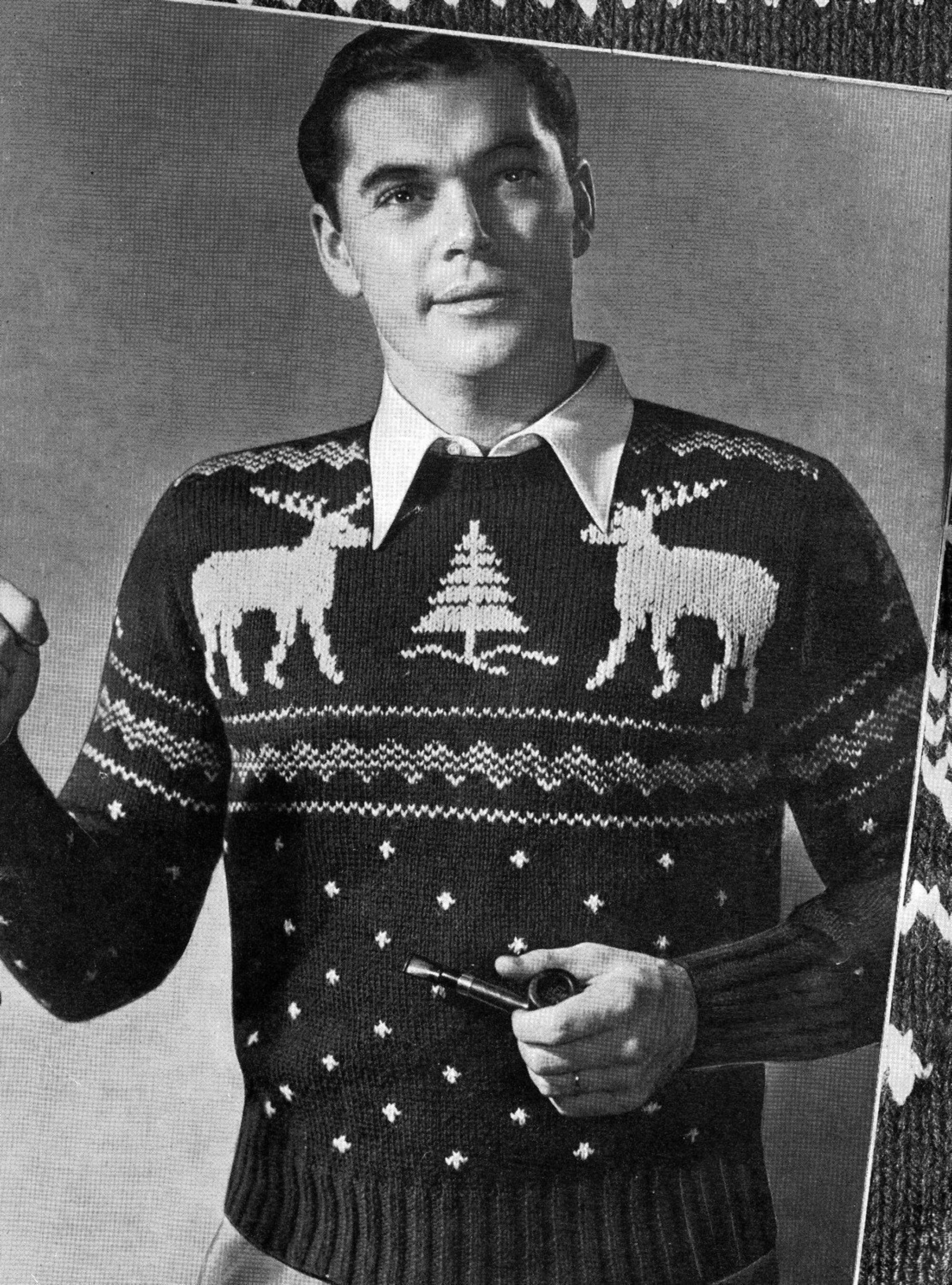 PATTERN 1940s Vintage Mens Reindeer Pullover Sweater PDF Pattern Christmas Sweater Holiday Jumper Retro Ugly Christmas Holiday Sweater Knit