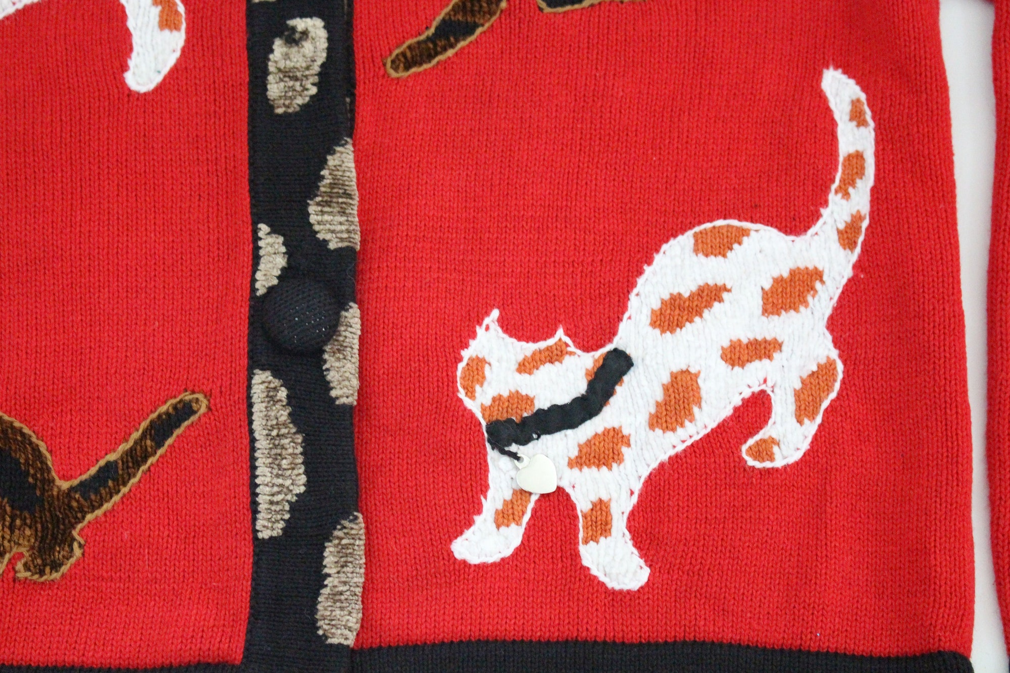 il_2000xN.2130709347_i93i-1.jpg Cats with Collars Medium Vintage Ugly Christmas Sweater Red #428