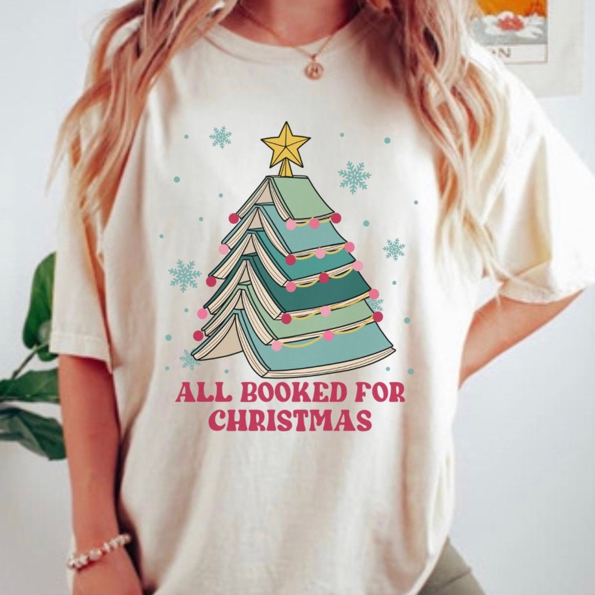 Christmas Reading Shirt, Merry Bookmas, Librarian Sweatshirt, Reading Teacher Shirts Christmas Teacher Shirt, Book lover Gifts