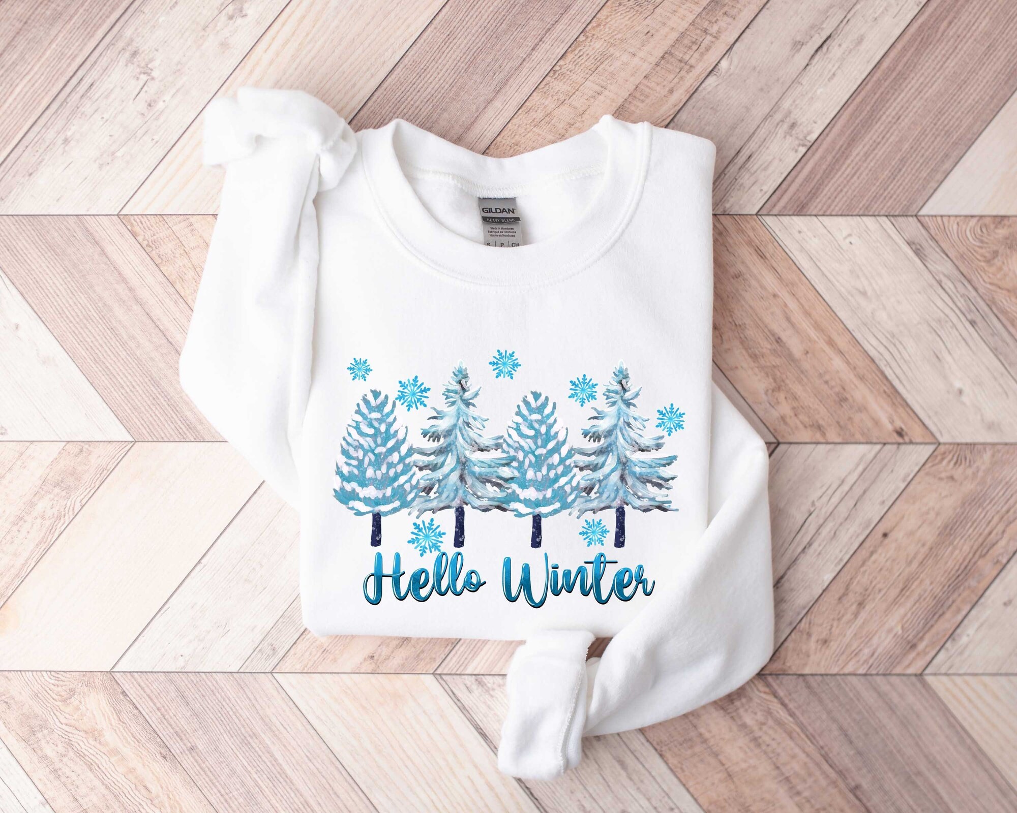 Hello Winter Shirt, Winter Shirt, Cute Winter Tee, Womens Winter Shirt, Winter Sweatshirt, Christmas Shirt, Gift for Christmas, Hello Winter
