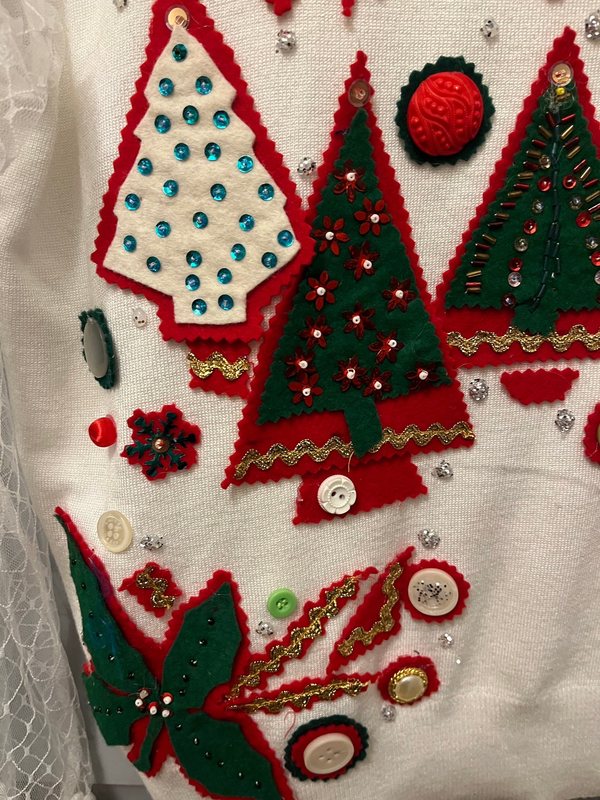 il_2000xN.5559772578_frvc.jpg Ugly Christmas sweater Womens large! It’s an ugly Christmas sweater turns beautiful.