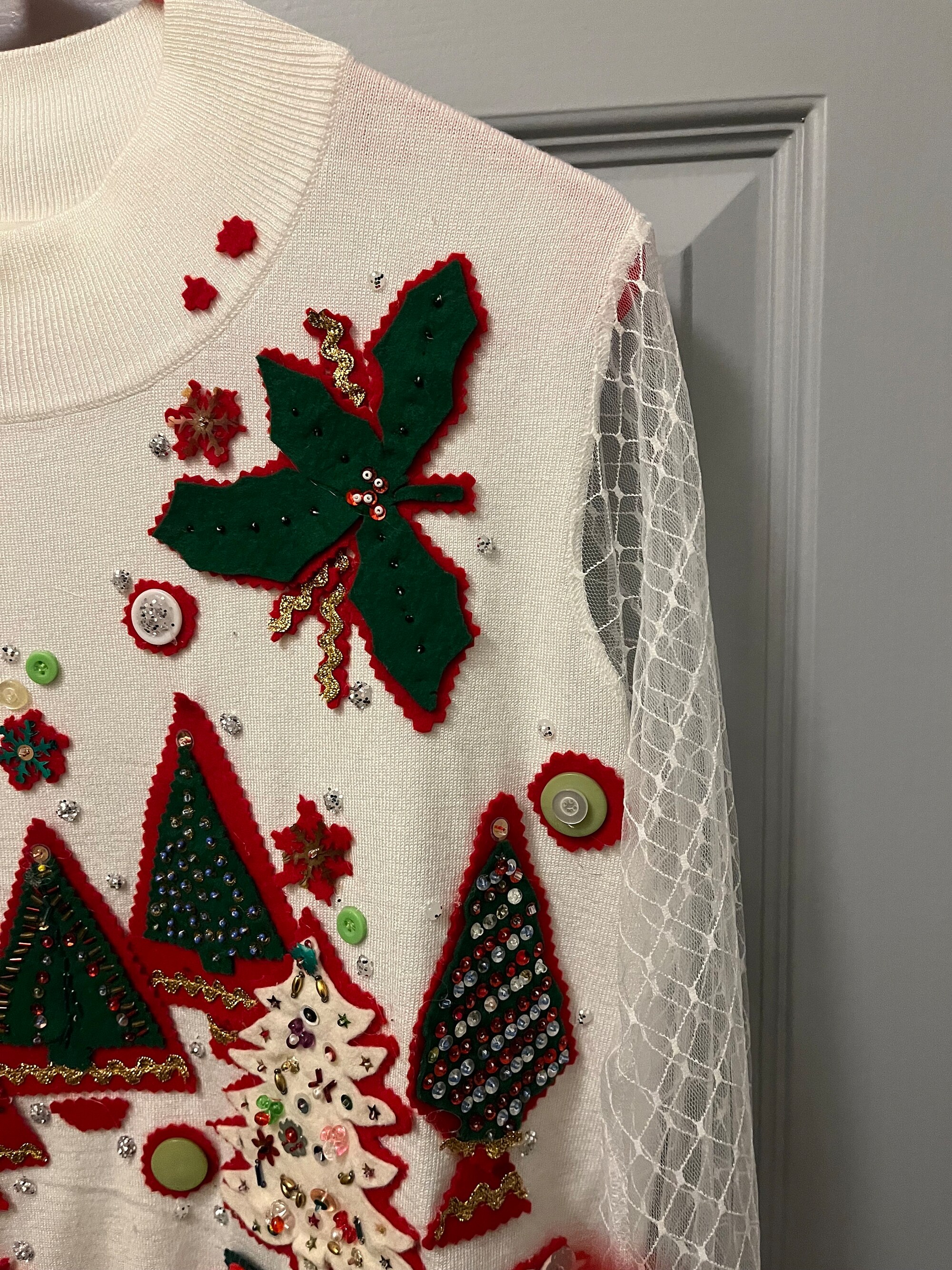 il_2000xN.5559772736_1h74.jpg Ugly Christmas sweater Womens large! It’s an ugly Christmas sweater turns beautiful.