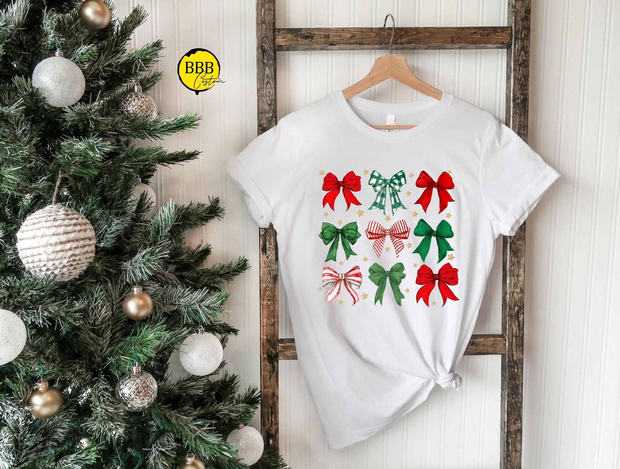 Christmas Bows T-Shirt: Red & Green Holiday Tee