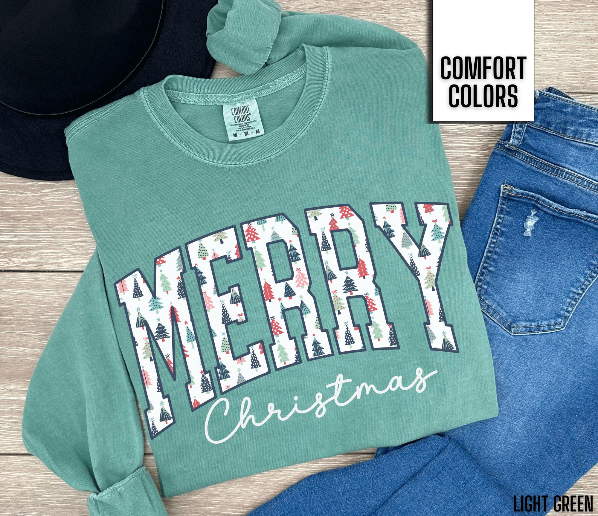 Merry Christmas Long Sleeve Shirt Comfort Colors Christmas Tshirt for Women Cute Merry Christmas Tee Holiday T Shirt Christmas Tree Winter