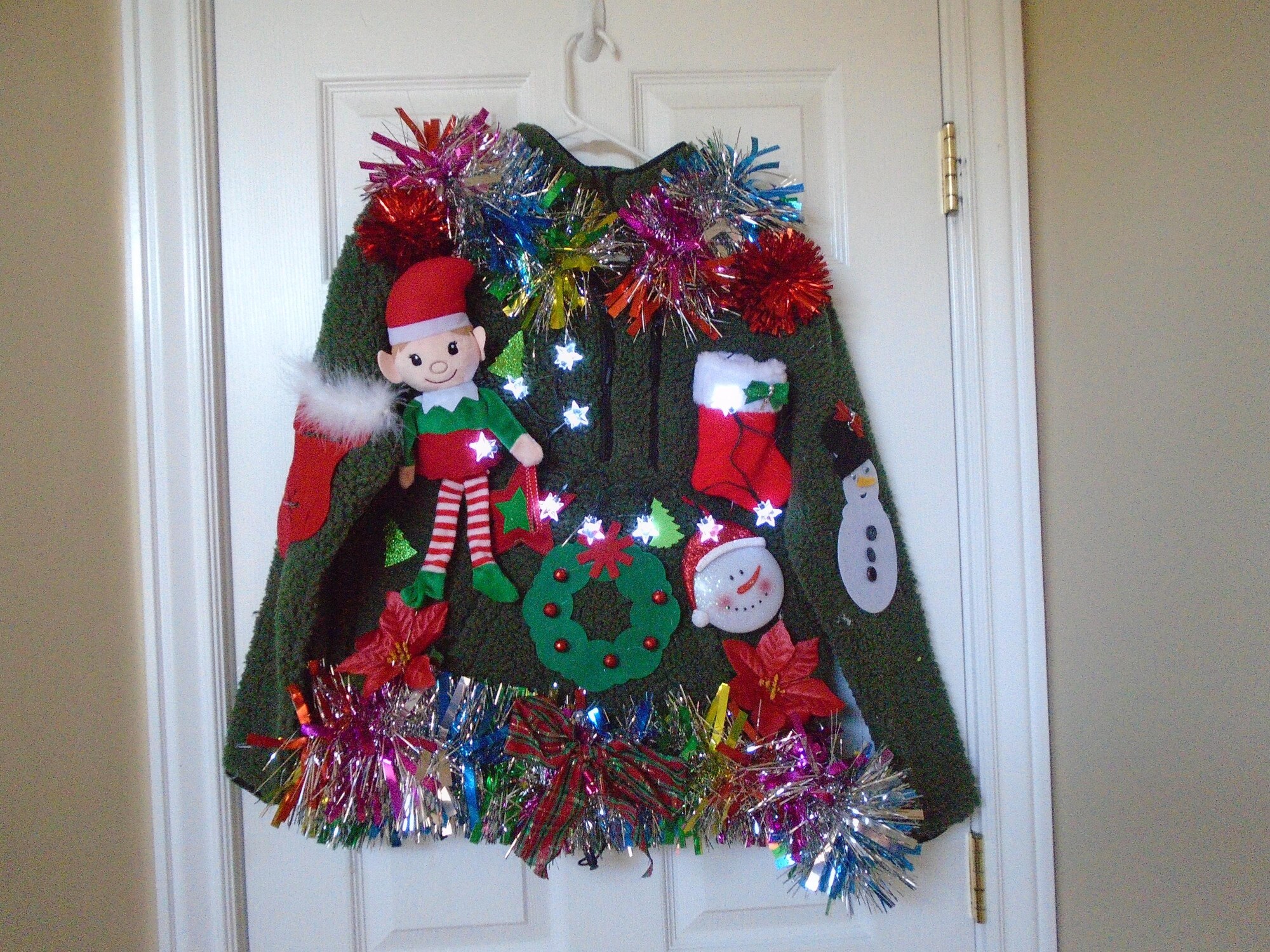Ugly Christmas Sweater Ugly Tacky Xmas sweater size Large 11/13 ugly Christmas sweater parties Lights up