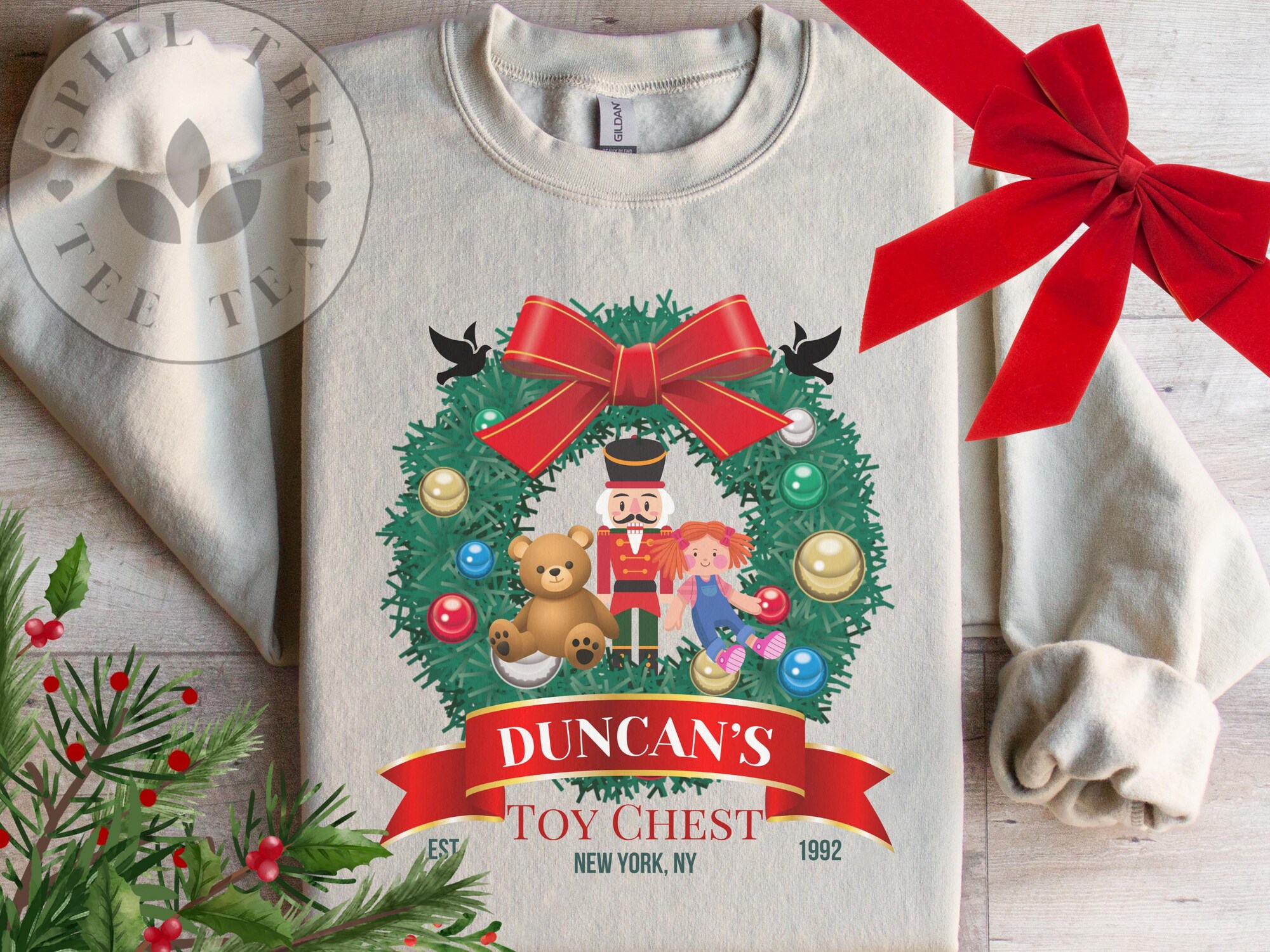 il_2000xN.6389002502_kudf.jpg Home Alone Christmas Sweatshirt: Holiday Movie Fleece Crewneck