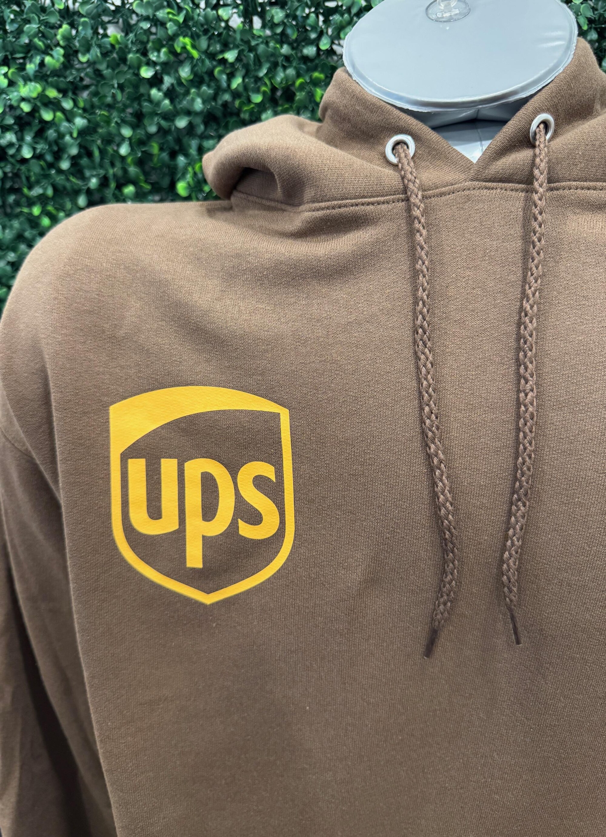 il_2000xN.6438313630_tp6o.jpg UPS Brown Parcel Service Screen Printed Midweight Hoodie Hooded Sweatshirt