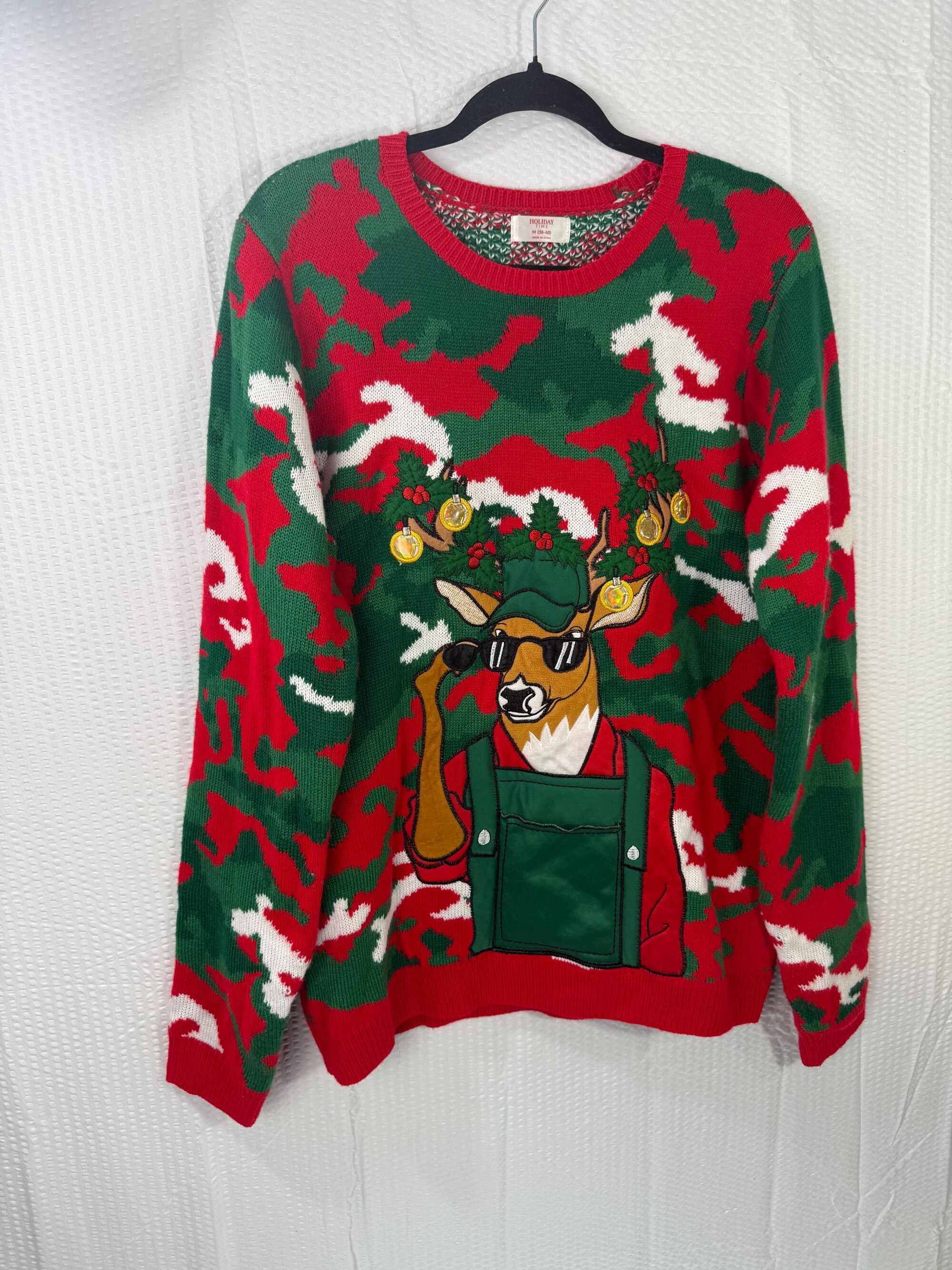 il_2000xN.6510783681_ars2.jpg VTG MEN'S Holiday Time Christmas sweater REINDEER Front Pocket Size medium