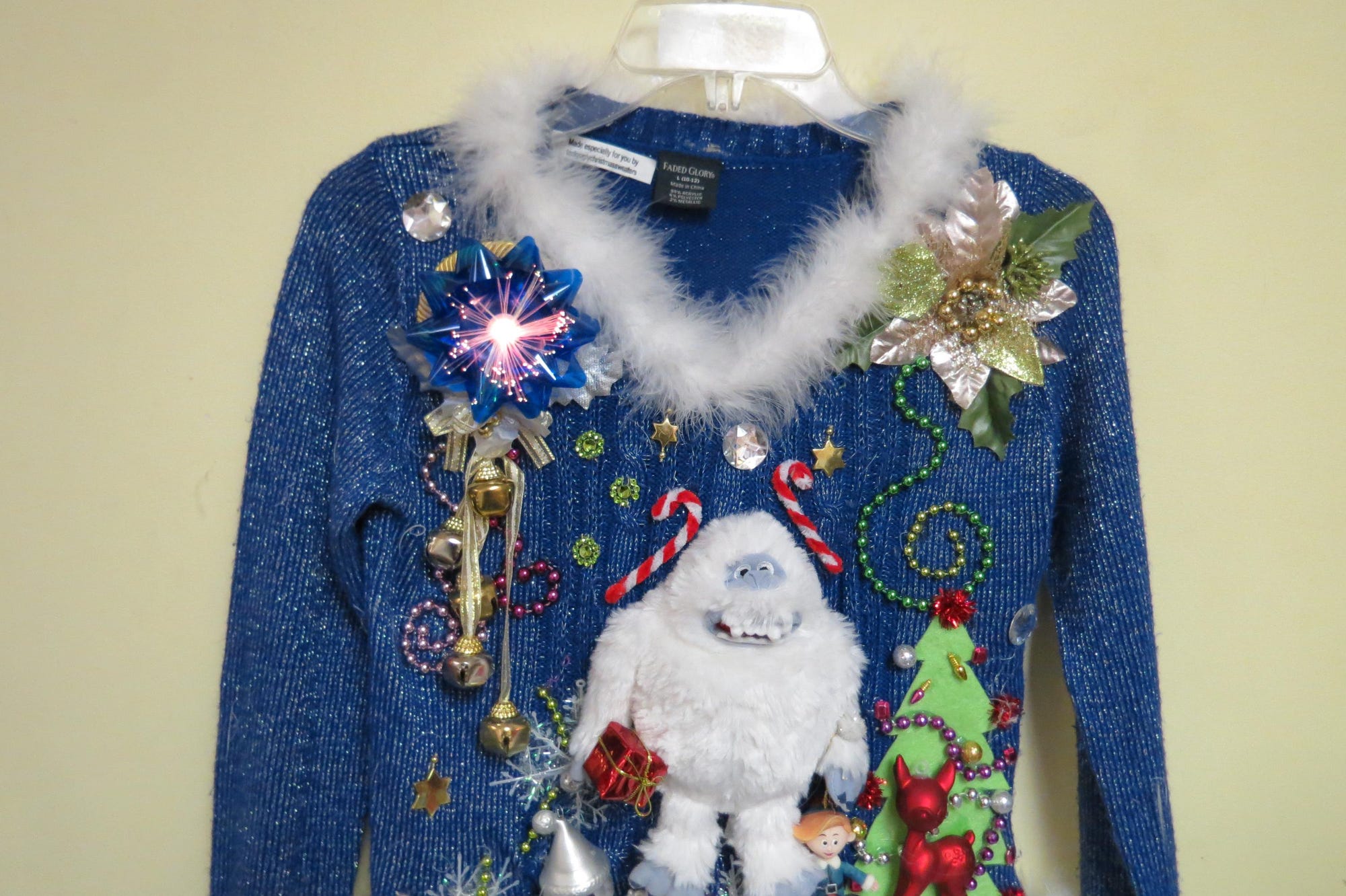 il_2000xN.6583673712_it9n.jpg Festive Abominable Snowman Sweater Tacky Ugly Christmas Sweater, sweater youth Large, womens XS Yeti Sweater