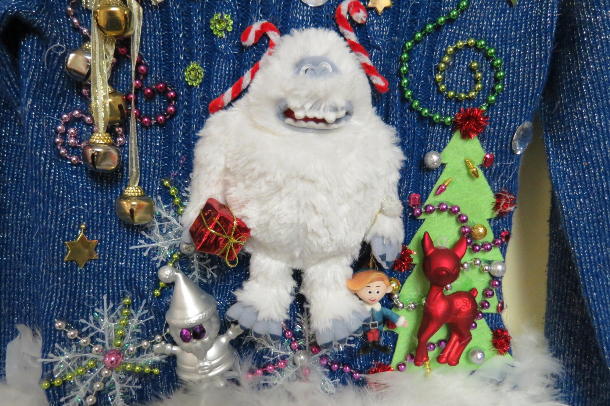 il_2000xN.6583673740_f3p1.jpg Festive Abominable Snowman Sweater Tacky Ugly Christmas Sweater, sweater youth Large, womens XS Yeti Sweater