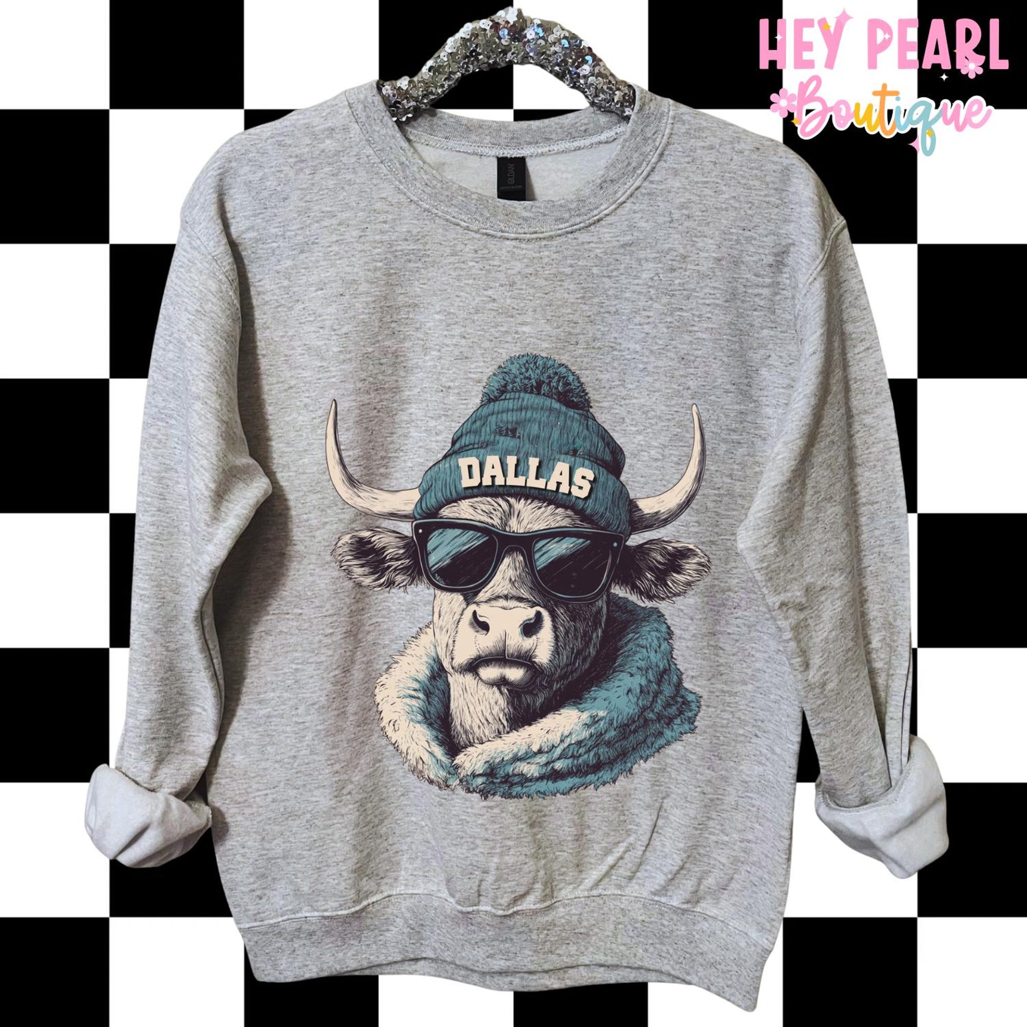 il_2000xN.7096570853_sxxd.jpg Dallas Football Spirit Animal Sweatshirt: Vintage-Inspired Game Day Apparel