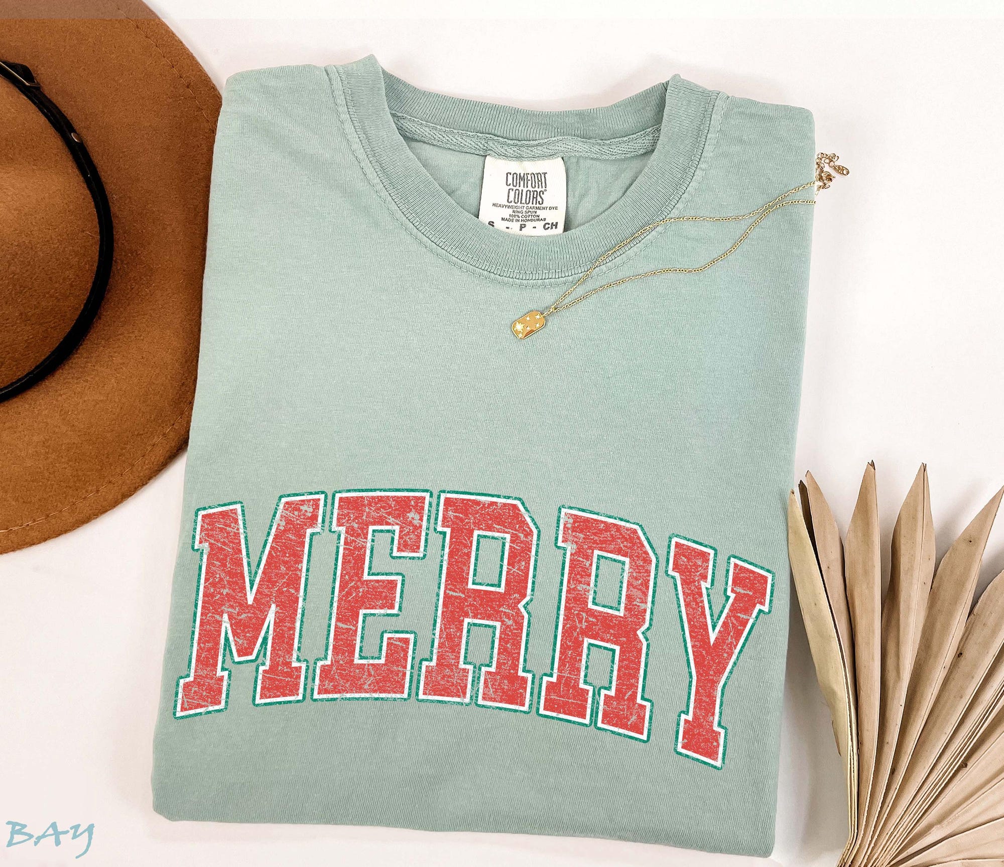 il_2000xN.7171033866_pf4u-1.jpg Comfort Colors Retro Merry Shirt, Merry Christmas T-shirt