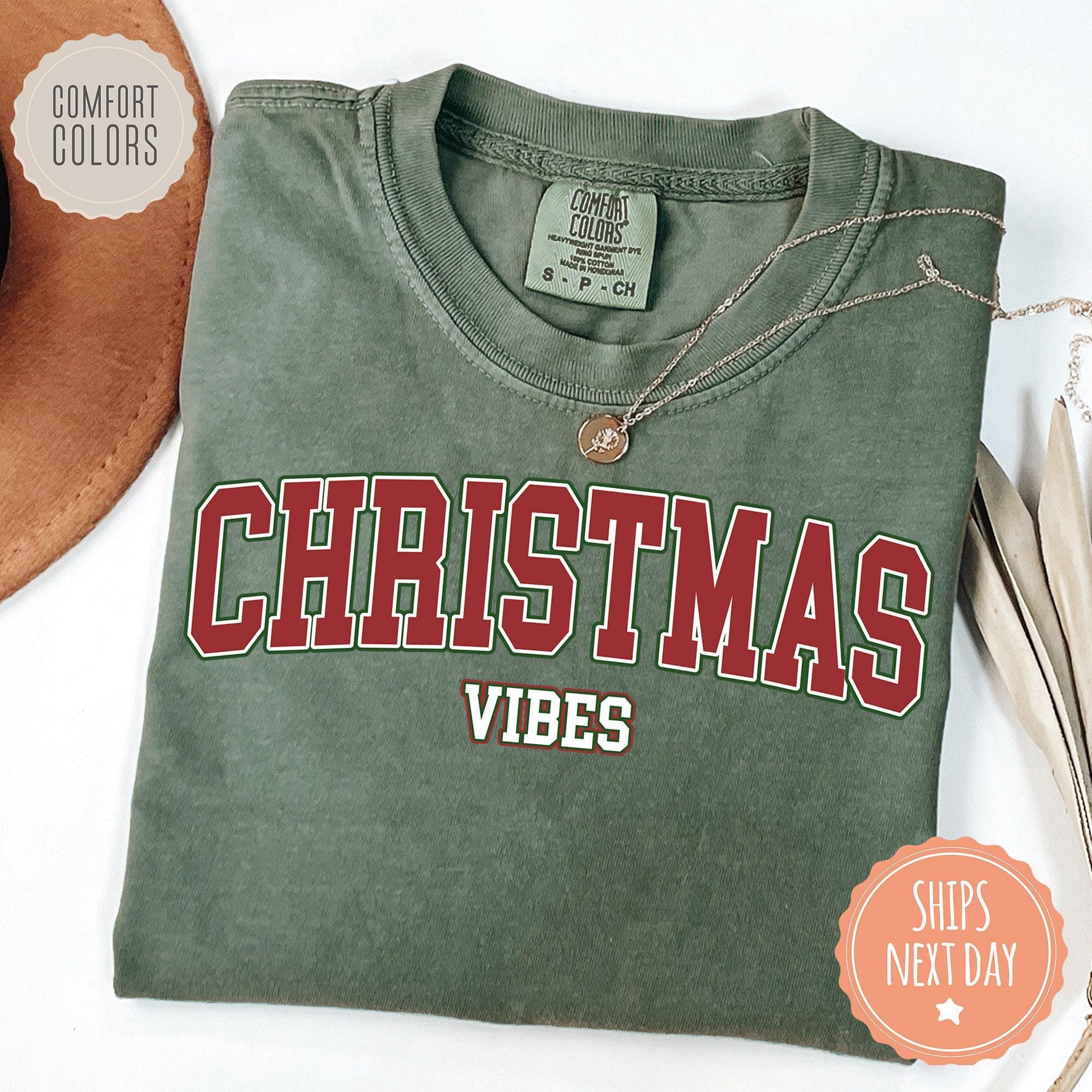 Retro Christmas Vibes Comfort Colors Shirt – Womens Christmas Tshirt – Holiday Tee – Cute Christmas Gift For Girlfriend – Winter Long Sleeve