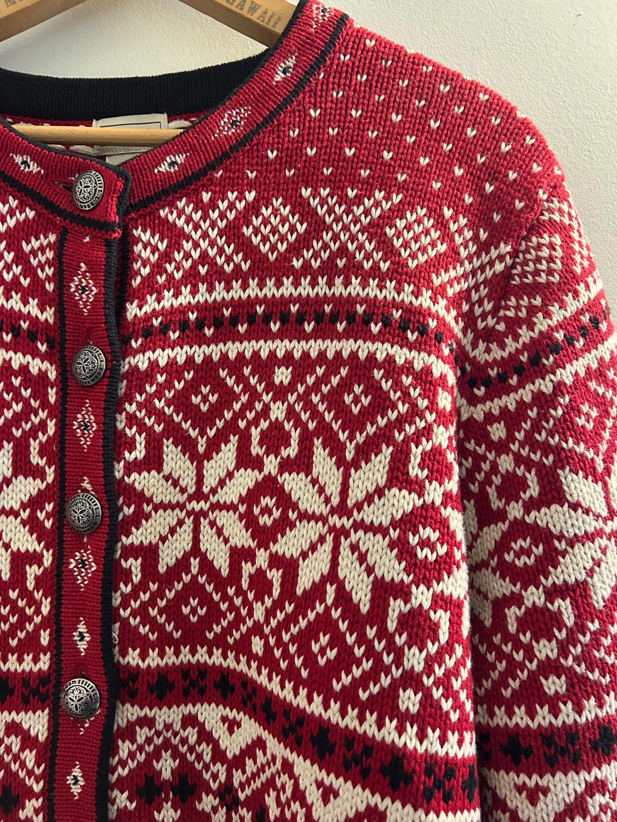 il_2000xN.7184533098_fwr5.jpg LL Bean Cotton Sweater