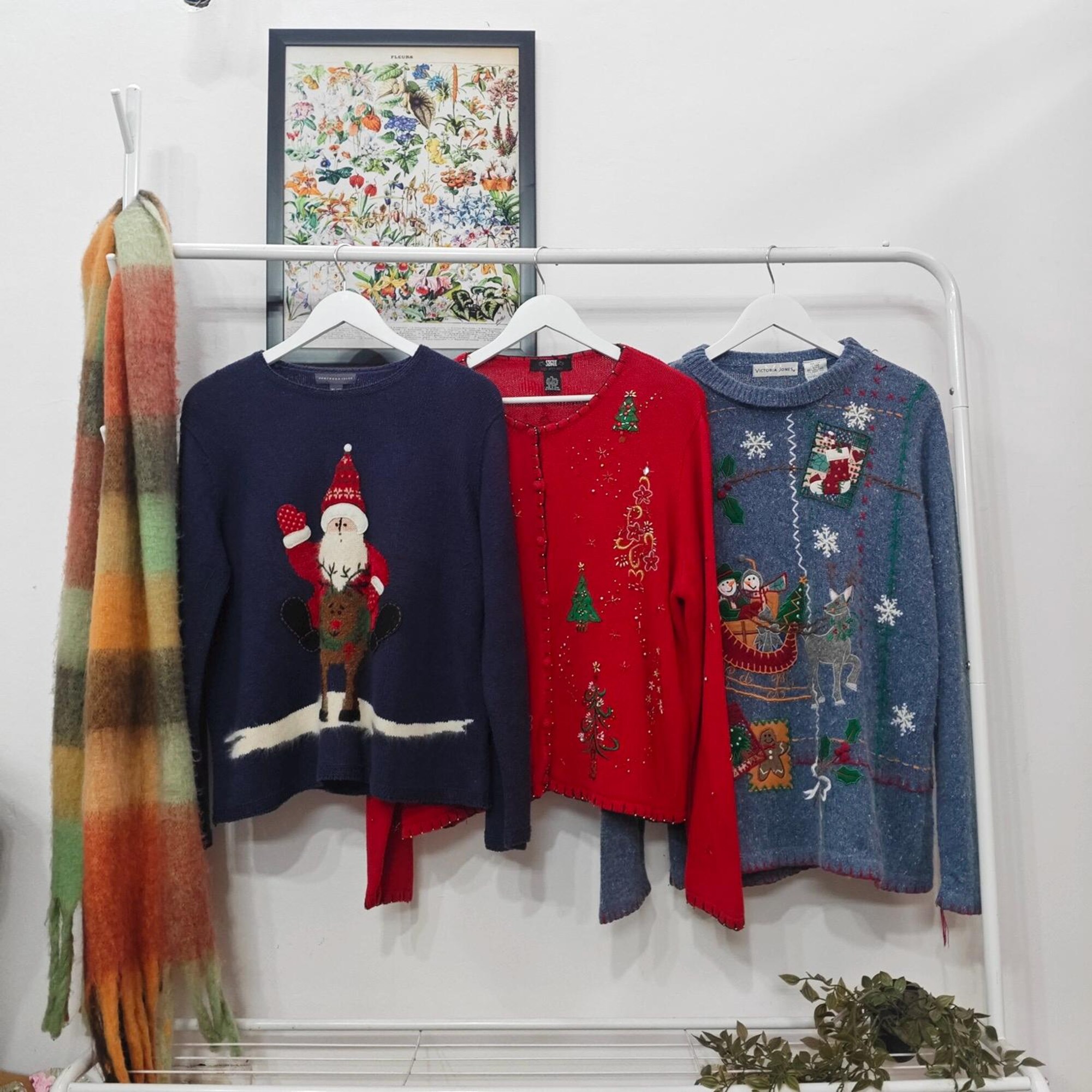 XL – vintage Christmas themed cardigans | retro 90-00’s ramiecotton handkint embroidered festive holiday sweater | womens 1X, extra large