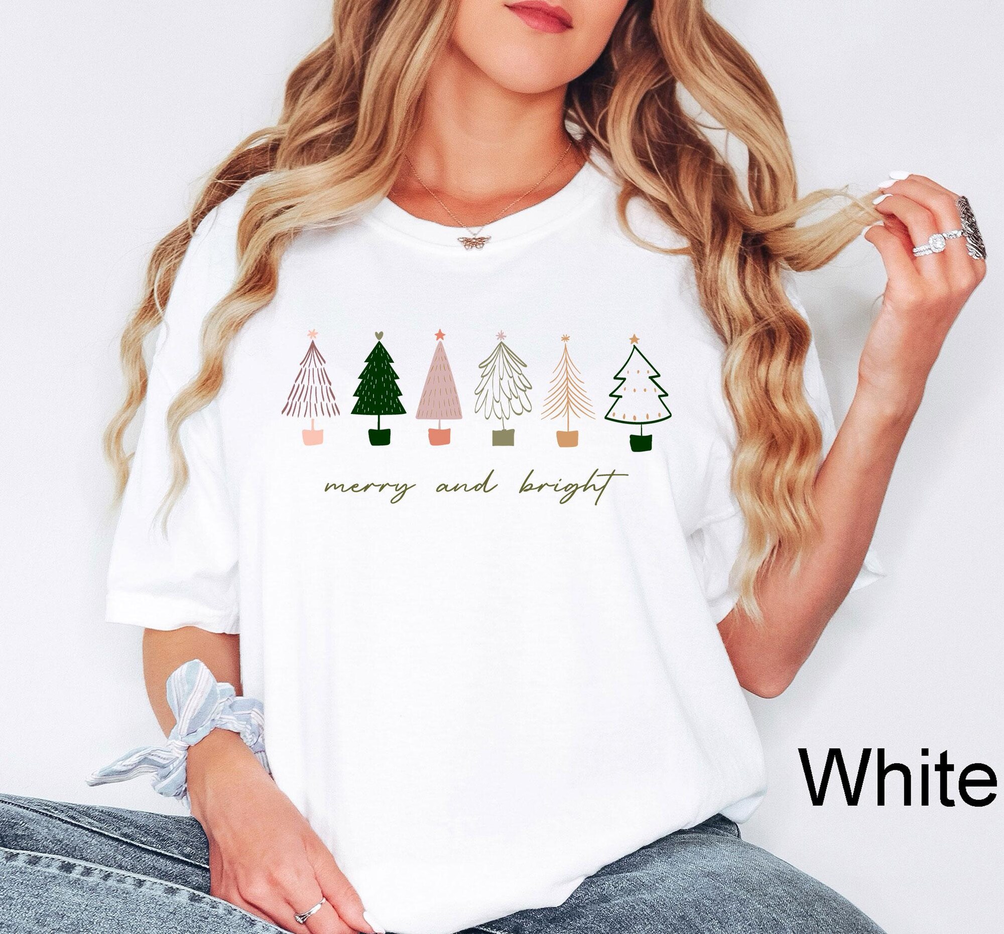 Merry and Bright, Women’s Christmas shirt, Womans Holiday Shirt, Christmas Gift, Chic Winter Shirt, Cute Holiday Tee, Cute Christmas Shirts